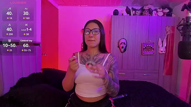 Snapshot of Kayla_foxxy chatting on October 16, 2025, 4:13 am Kayla foxxy online show from October 16, 2025, 4:13 am