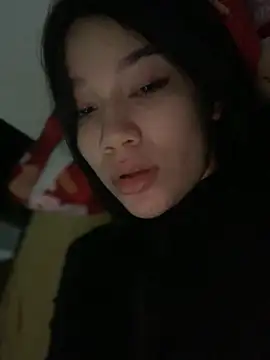 Snapshot of Ambar_R0SSE chatting on February 5, 2025, 7:29 am Ambar R0SSE online show from February 5, 2025, 7:29 am