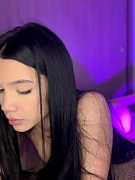 Snapshot of Ambar_R0SSE chatting on October 16, 2025, 7:20 am Ambar R0SSE online show from October 16, 2025, 7:20 am