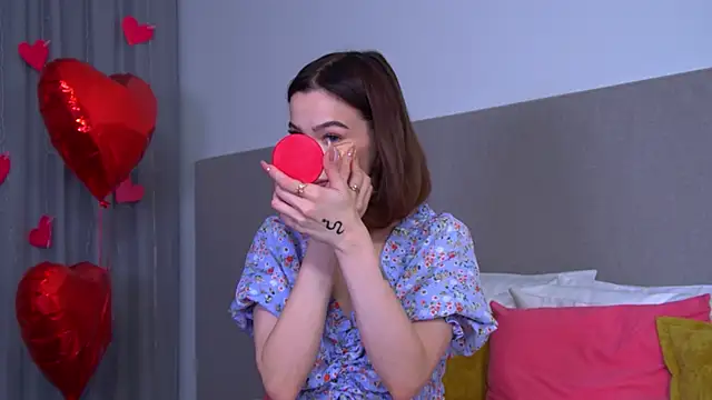 Snapshot of MarieKarma chatting on February 21, 2025, 1:33 am MarieKarma online show from February 21, 2025, 1:33 am