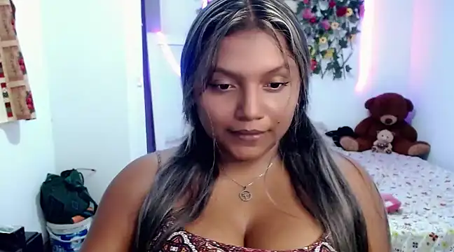 Snapshot of sexysusan4you chatting on February 9, 2025, 12:06 am sexysusan4you online show from February 9, 2025, 12:06 am