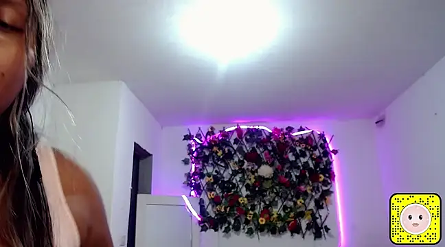 Snapshot of sexysusan4you chatting on March 21, 2025, 12:51 am sexysusan4you online show from March 21, 2025, 12:51 am