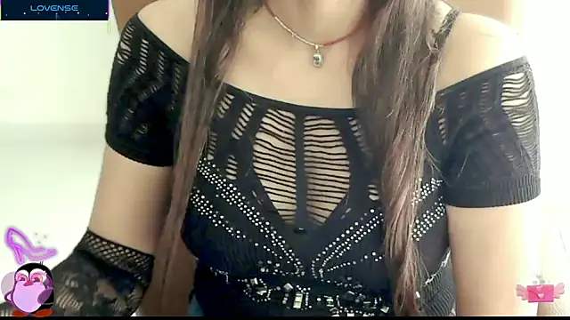 Snapshot of _Blue_Ruubyy_ chatting on November 7, 2025, 10:26 am Blue Ruubyy online show from November 7, 2025, 10:26 am