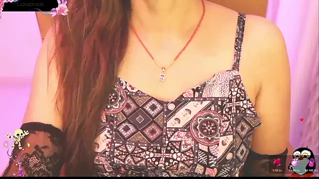 Snapshot of _Blue_Ruubyy_ chatting on November 19, 2025, 7:58 pm Blue Ruubyy online show from November 19, 2025, 7:58 pm