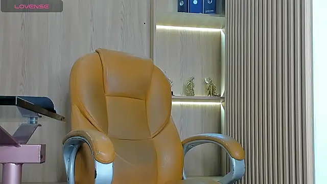 Snapshot of George_Diesell chatting on November 30, 2025, 7:51 pm George Diesell online show from November 30, 2025, 7:51 pm