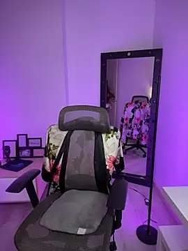 Snapshot of evangeline_ch chatting on November 28, 2025, 3:14 pm evangeline ch online show from November 28, 2025, 3:14 pm