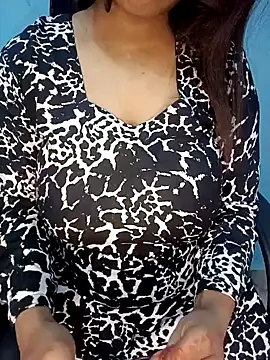 Snapshot of Dayna-36 chatting on December 27, 2024, 8:28 pm Dayna-36 online show from December 27, 2024, 8:28 pm