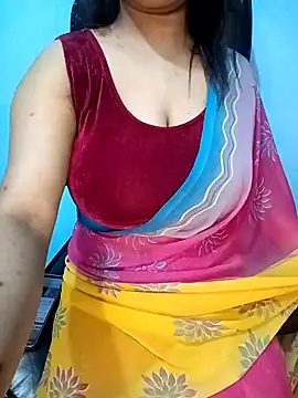 Snapshot of Dayna-36 chatting on January 13, 2025, 6:05 pm Dayna-36 online show from January 13, 2025, 6:05 pm