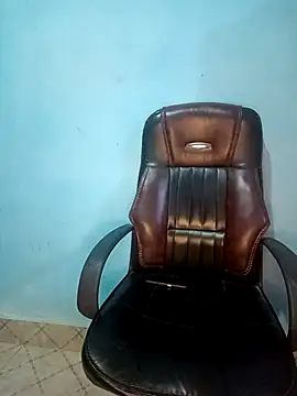 Snapshot of Dayna-36 chatting on March 5, 2025, 5:50 pm Dayna-36 online show from March 5, 2025, 5:50 pm