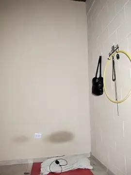 0hYeahbb online show from February 18, 2025, 11:41 pm