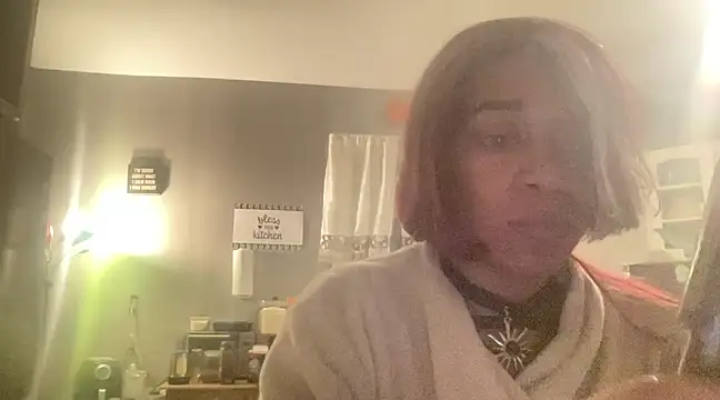 MommyConfident online show from February 3, 2025, 4:14 am