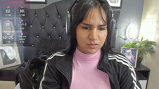 Snapshot of Kagome01 chatting on February 20, 2025, 12:57 pm Kagome01 online show from February 20, 2025, 12:57 pm