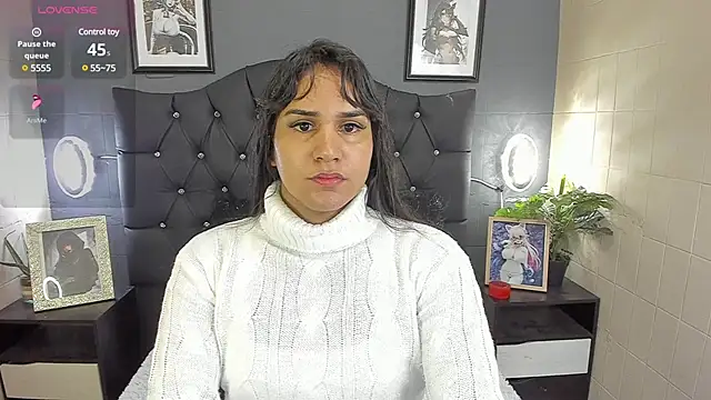 Snapshot of Kagome01 chatting on February 21, 2025, 12:39 pm Kagome01 online show from February 21, 2025, 12:39 pm