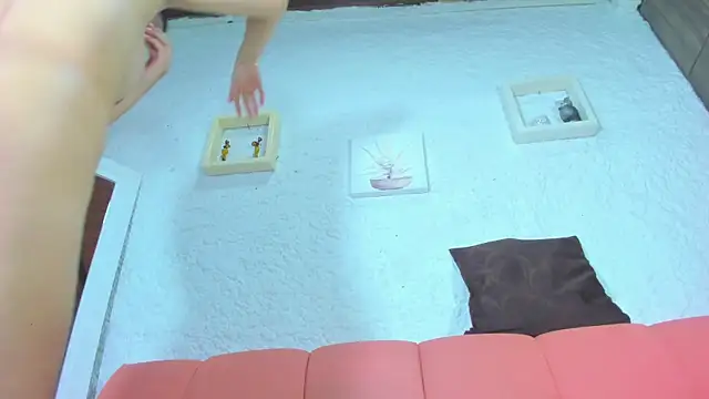 emiily s online show from January 16, 2025, 12:09 pm