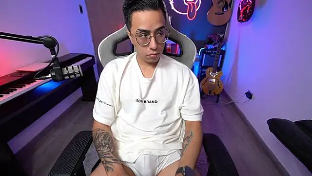 Snapshot of granxarma960 chatting on December 28, 2024, 4:51 am granxarma960 online show from December 28, 2024, 4:51 am