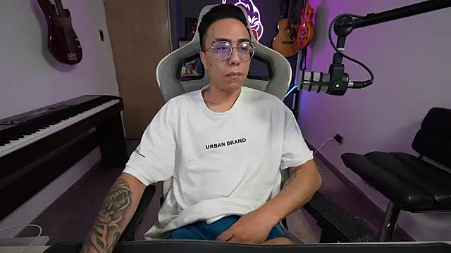 Snapshot of granxarma960 chatting on February 22, 2025, 3:56 am granxarma960 online show from February 22, 2025, 3:56 am