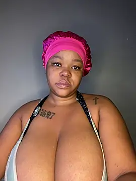 Snapshot of Mandy-101 chatting on March 20, 2025, 5:13 am Mandy-101 online show from March 20, 2025, 5:13 am