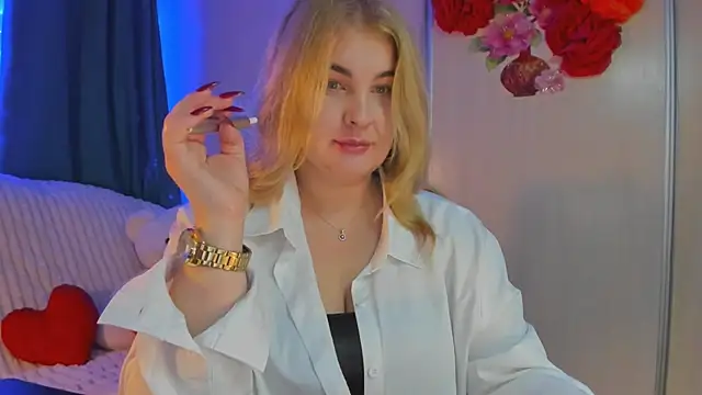 CoraSwon online show from January 30, 2025, 8:10 pm