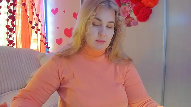 CoraSwon online show from February 22, 2025, 9:56 am