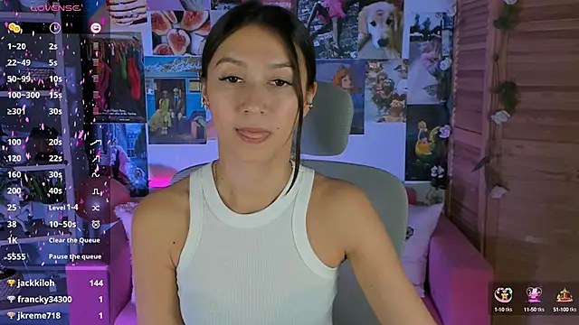 Snapshot of LanaBaker chatting on January 7, 2025, 5:43 am LanaBaker online show from January 7, 2025, 5:43 am