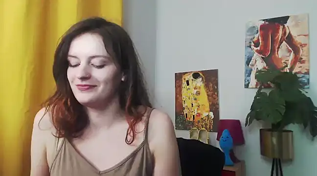 juicyNadine online show from December 23, 2024, 1:13 pm