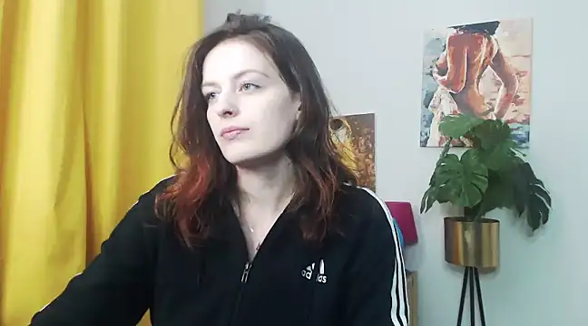 juicyNadine online show from January 13, 2025, 6:16 am