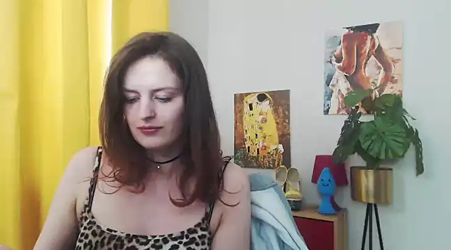 juicyNadine online show from January 17, 2025, 12:42 pm