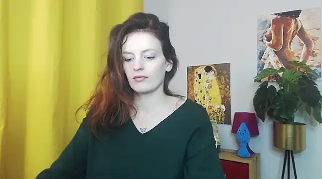 juicyNadine online show from February 10, 2025, 6:09 am