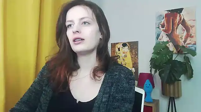 juicyNadine online show from March 3, 2025, 6:15 am