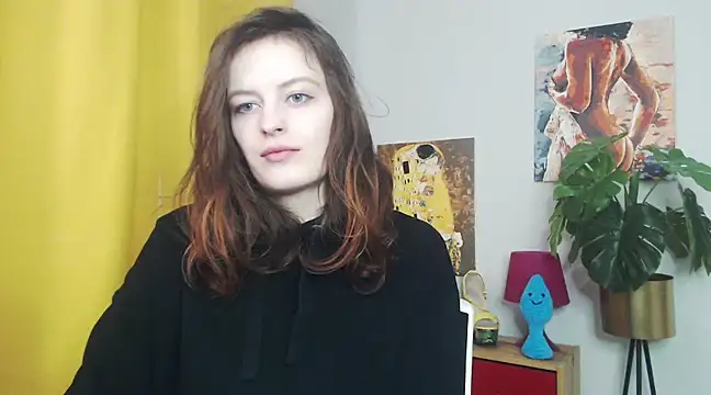 juicyNadine online show from March 18, 2025, 6:14 am