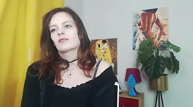 juicyNadine online show from March 21, 2025, 9:23 am