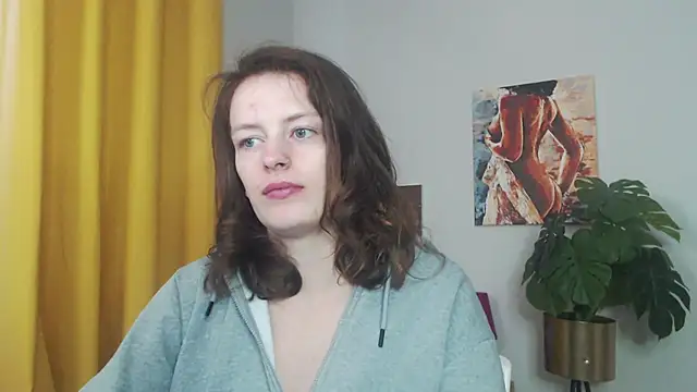 juicyNadine online show from October 18, 2025, 7:20 am