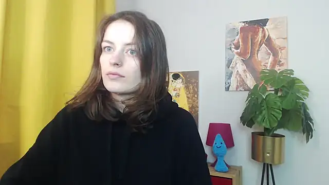 juicyNadine online show from November 24, 2025, 5:40 am