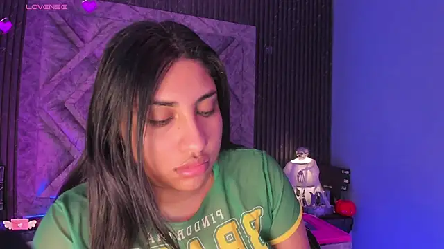 CANDYGABYY online show from October 22, 2025, 4:02 am