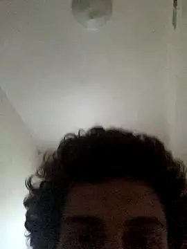 Snapshot of pantslesstraveler_plt chatting on October 3, 2025, 10:51 pm pantslesstraveler plt online show from October 3, 2025, 10:51 pm