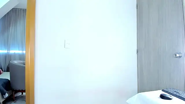 Snapshot of SofiaRios04 chatting on November 7, 2025, 12:38 pm SofiaRios04 online show from November 7, 2025, 12:38 pm