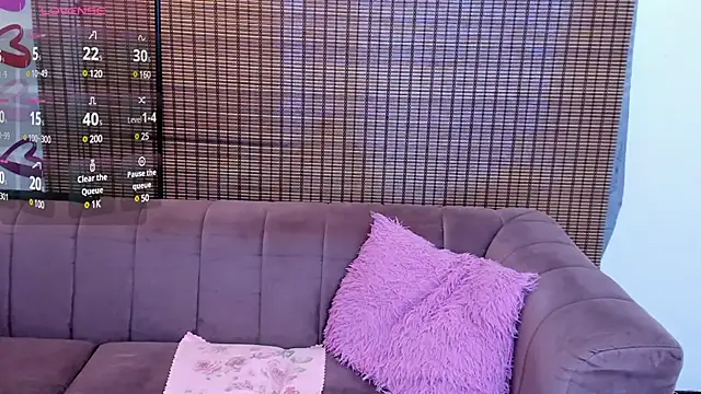 Snapshot of ariana_cross chatting on March 1, 2025, 12:34 pm ariana cross online show from March 1, 2025, 12:34 pm