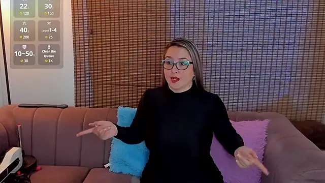 Snapshot of ariana_cross chatting on November 20, 2025, 12:49 pm ariana cross online show from November 20, 2025, 12:49 pm