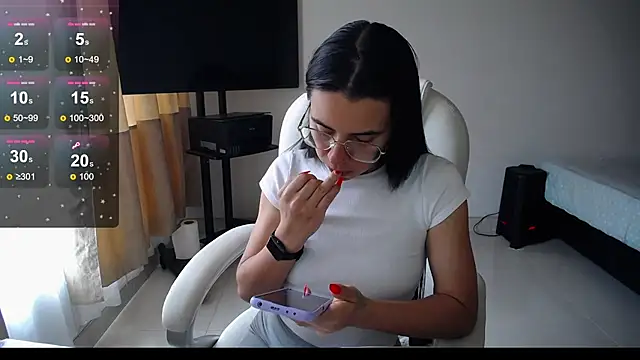 Snapshot of Mariam_Gomezxxx chatting on February 5, 2025, 5:09 pm Mariam Gomezxxx online show from February 5, 2025, 5:09 pm