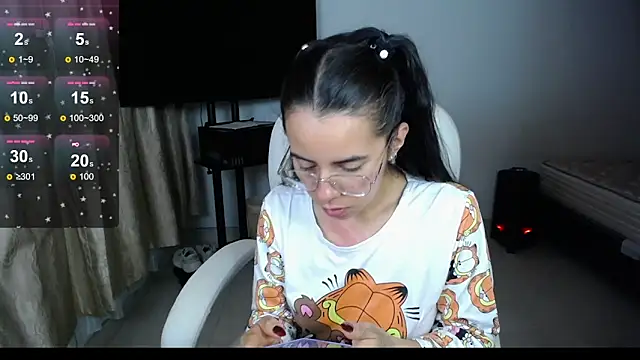 Snapshot of Mariam_Gomezxxx chatting on February 26, 2025, 12:05 am Mariam Gomezxxx online show from February 26, 2025, 12:05 am