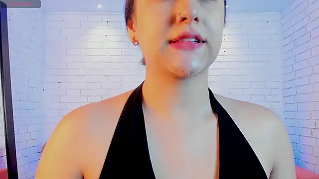 paulina sweett  online show from September 27, 2025, 11:15 am