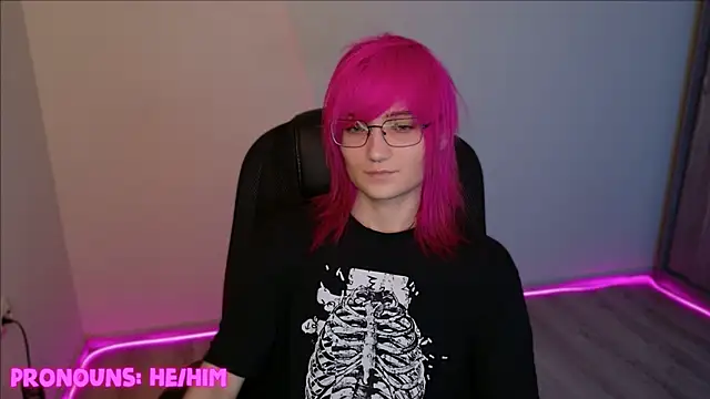 CuteYukiKun online show from December 1, 2024, 8:31 pm