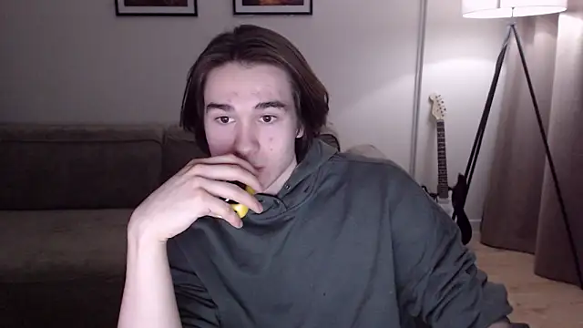 MarkusDean online show from March 19, 2025, 4:02 pm