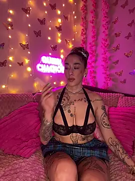 Chachou000 online show from March 16, 2025, 9:58 pm