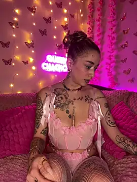 Chachou000 online show from March 22, 2025, 6:25 pm