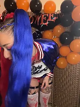 Chachou000 online show from October 31, 2025, 8:10 pm