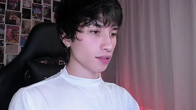 liamelf online show from March 8, 2025, 1:50 am