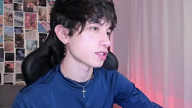 liamelf online show from March 11, 2025, 4:21 am