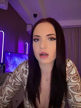 AvaGianna online show from January 29, 2025, 5:02 pm