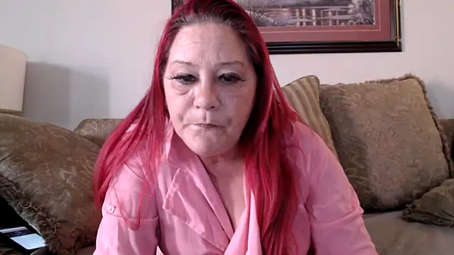 Snapshot of LexxiLeeds chatting on October 11, 2025, 7:23 pm LexxiLeeds online show from October 11, 2025, 7:23 pm